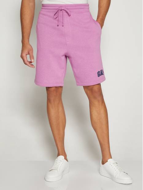 9" Logo Shorts in Fleece    